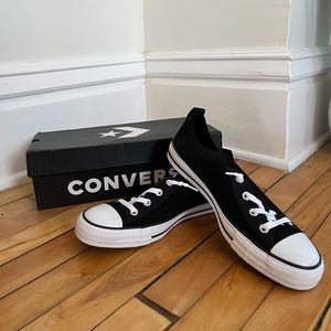 Converse tennis shoes